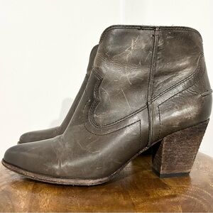 Frye Renee Seam Western‎ Short Ankle Bootie in Slate Brown 7